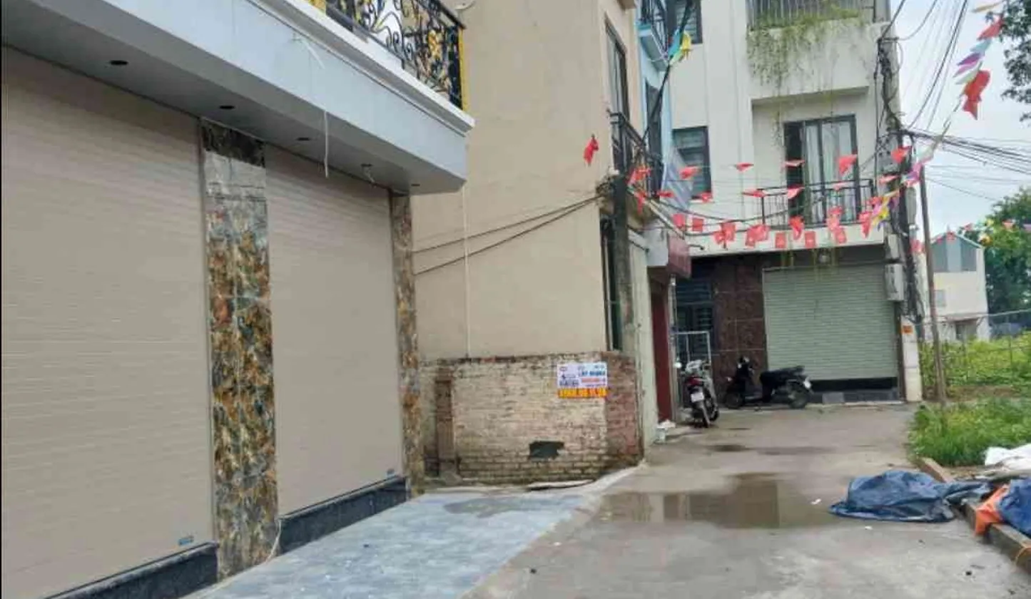 CHỦ MÓT BÁN GIẢM 300tr giá mới 3.6 tỉ... Bán Shophouse tại Chương Mỹ, Hà Nội 01