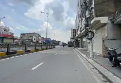 Nhà mặt phố rộng rãi trên Đại lộ Tôn Đức Thắng, vị trí đắc địa thuận tiện kinh doanh... Bán nhà mặt phố tại An Dương, Hải Phòng 01