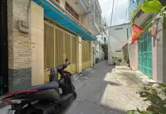 Nhà 5 tầng hẻm ô tô, trung tâm Quận 10, giá hời... Bán nhà riêng tại Diên Hồng, Hồ Chí Minh 02