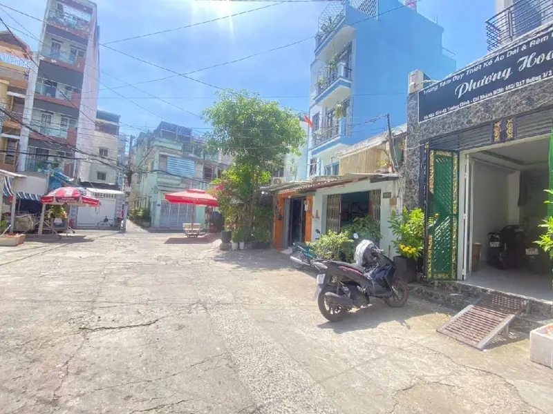 Bán nhà 5 tầng 4PN tại quận 10, giá 10.4 tỷ... Bán nhà riêng tại Hòa Hưng, Hồ Chí Minh 01