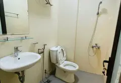 Bán nhà 5 tầng diện tích 32m² tại Đội Cấn, Ba Đình giá 9.6 tỷ... Bán nhà riêng tại Ngọc Hà, Hà Nội 04