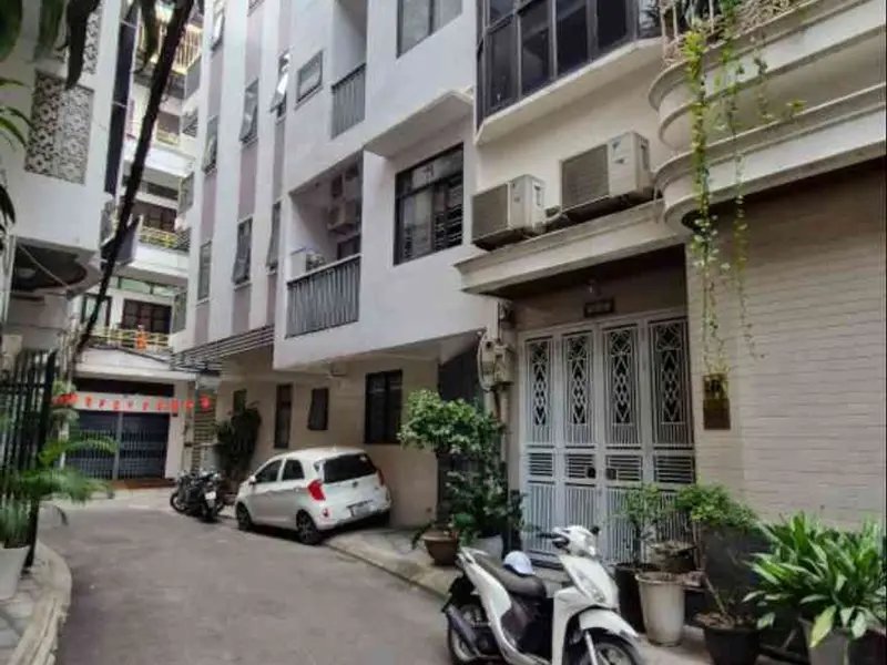 Bán nhà riêng 5 tầng khu phân lô phường Láng, Hà Nội, mặt tiền rộng 6.5m... Bán nhà riêng tại Láng, Hà Nội 01