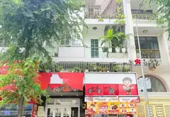 Nhà phố 5 tầng hiện đại, tiện nghi ngay trung tâm... Bán nhà mặt phố tại Tân Sơn Nhất, Hồ Chí Minh 01