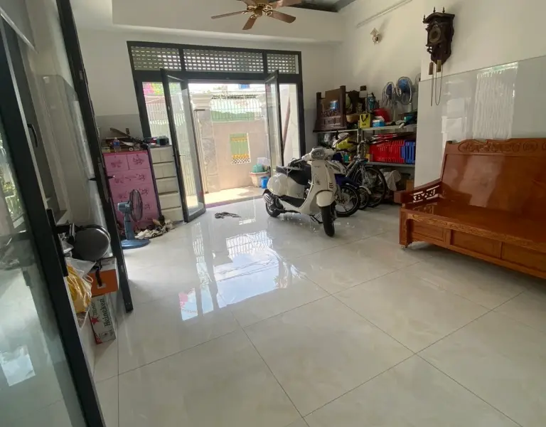Bán nhà lô góc 3 tầng 5 phòng ngủ tại phường Tân Quý, quận Tân Phú... Bán owner_side tại Phú Thọ Hòa, Hồ Chí Minh 01