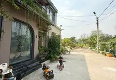 Nhà 2 tầng, 3 phòng ngủ, giảm giá sốc tại Trường Lưu... Bán nhà riêng tại Long Trường, Hồ Chí Minh 01