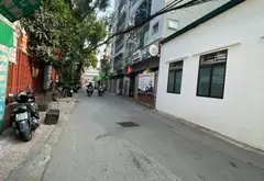 Bán nhà Phố Cù Chính Lan , 78m dân xây , mặt ngõ thông , oto tránh đỗ .... Bán nhà riêng tại Phương Liệt, Hà Nội 03