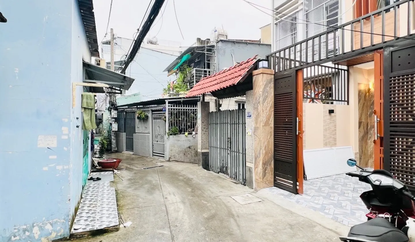 Bán nhà riêng 3 tầng, 7 phòng ngủ tại phường Phú Định quận 8, diện tích 86m2... Bán nhà riêng tại Phú Định, Hồ Chí Minh 01