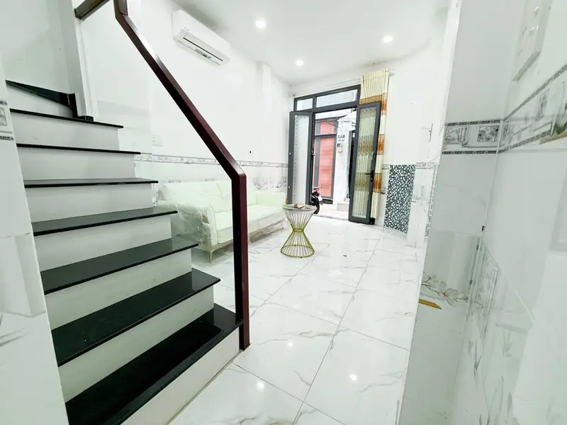 Nhà 4 Tầng Hẻm 3m Gần Trung Tâm - Cơ Hội Đáng Sở Hữu Giá Tốt... Bán nhà riêng tại Vườn Lài, Hồ Chí Minh 01
