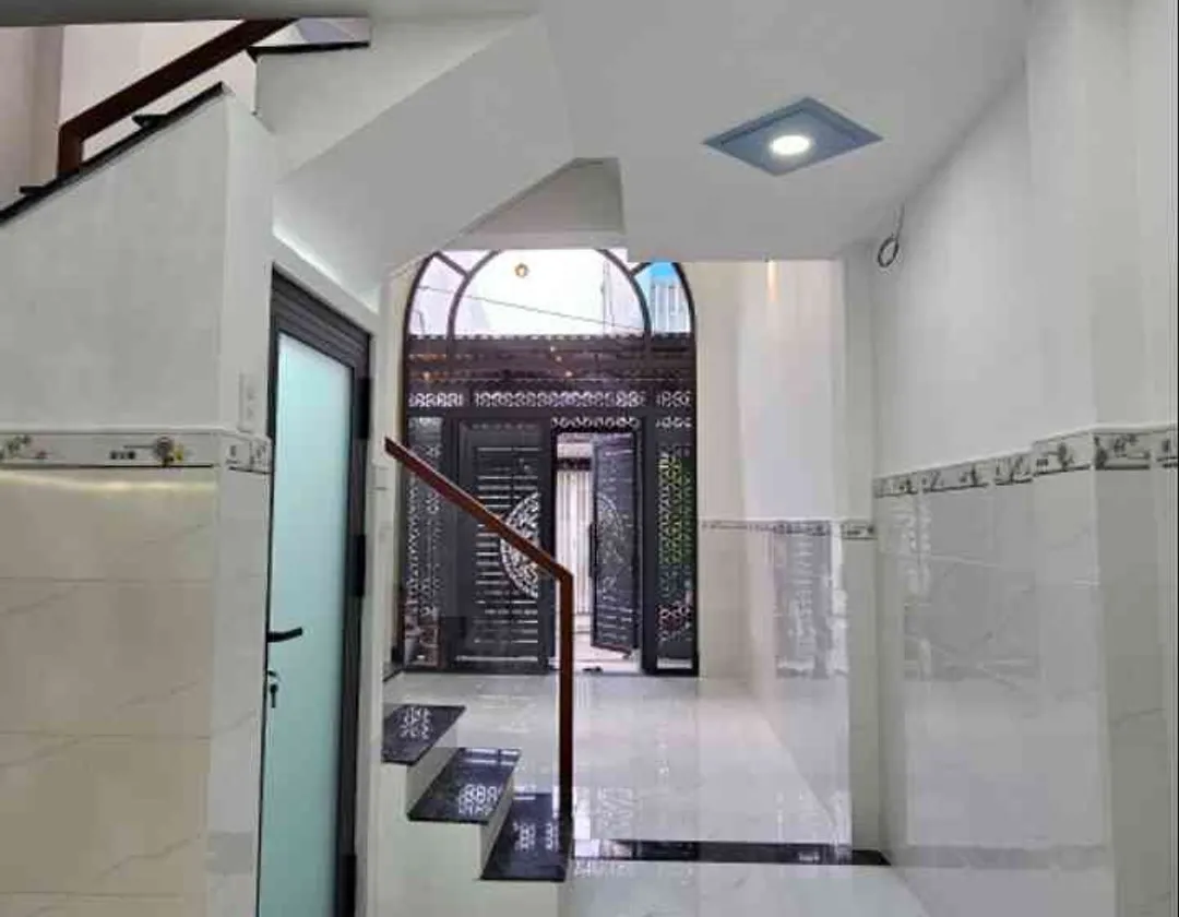 Nhà 4 tầng hiện đại tại Bình Tân, sẵn sàng chào đón bạn... Bán nhà riêng tại Bình Tân, Hồ Chí Minh 01