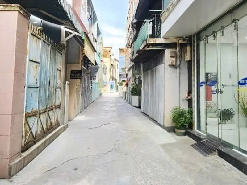 Nhà Phố Đô Thị 5 Tầng Kiên Cố Trục Nguyễn Tiểu La, Trung Tâm Quận 10... Bán nhà riêng tại Diên Hồng, Hồ Chí Minh 01