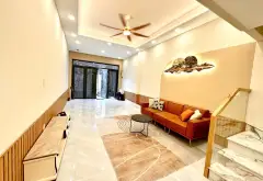 Ô TÔ NGỦ TRONG NHÀ – HẺM 6M – FULL NỘI THẤT – NHỈNH 4 TỶ . ĐÀO TÔNG NGUYÊN_ NHÀ BÈ.
NHỈNH 4 Đ HƠN... Bán nhà riêng tại Nhà Bè, Hồ Chí Minh 02