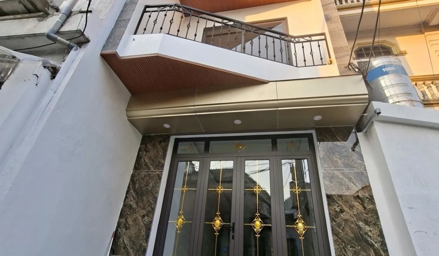 Nhà 5 tầng mới xây có thang máy, gần công viên 30Ha... Bán nhà riêng tại Long Biên, Hà Nội 01