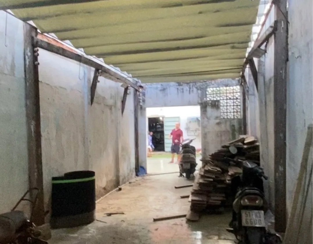 Nhà hẻm 6m Quận 11, diện tích lớn, tiện xây mới... Bán nhà riêng tại Minh Phụng, Hồ Chí Minh 01