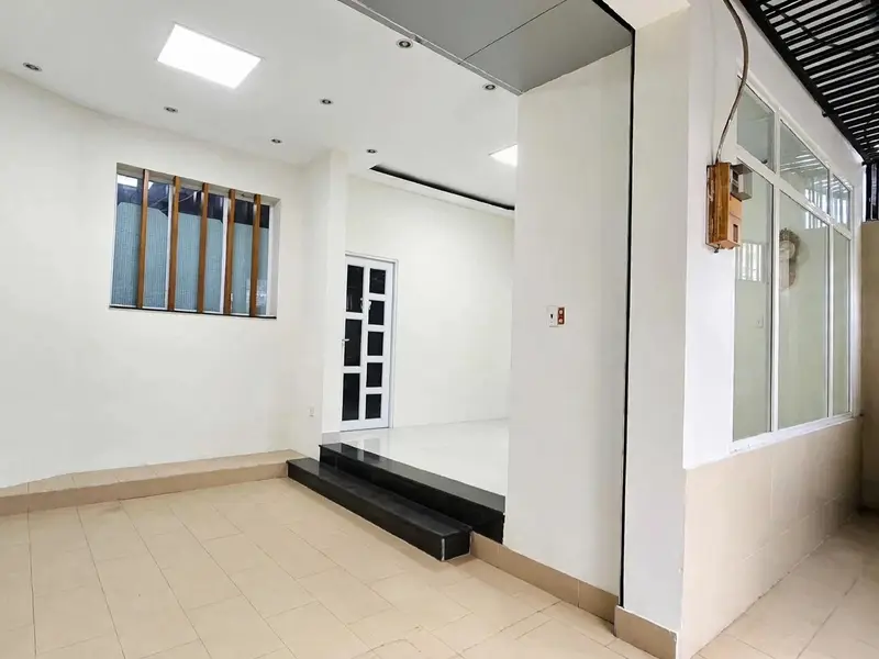 Đường số 41 - 5 tầng - 65m2 - Dòng tiền ổn định - Sổ vuông vức - SHR - Chỉ 8 tỷ nhỉnh... Bán nhà riêng tại Khánh Hội, Hồ Chí Minh 01