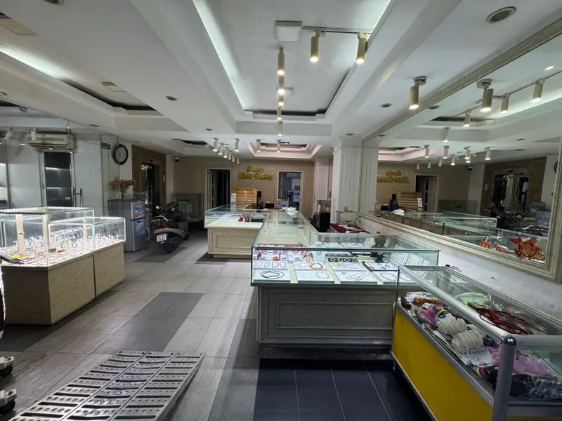 Bán toà nhà văn phòng 8 tầng, diện tích 172m2 tại Quận 5... Bán văn phòng tại Chợ Quán, Hồ Chí Minh 01
