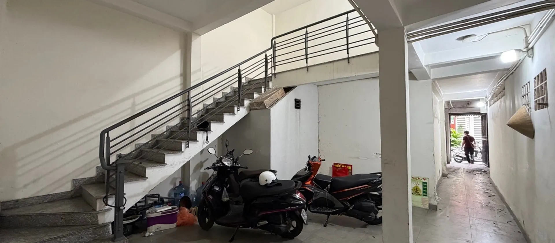 CHDV - HẺM XE TẢI - 103M2 - 19.5 TỶ DÒNG TIỀN 540TR/NĂM - NGANG 6M... Bán nhà riêng tại Hòa Hưng, Hồ Chí Minh 01