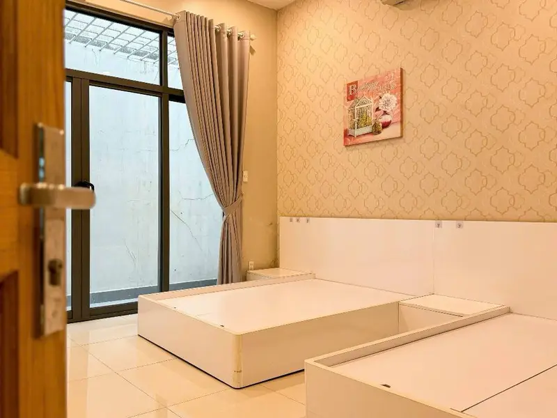 Nhà mới 3 tầng nở hậu, hẻm thông quận 12 giá hấp dẫn... Bán nhà riêng tại Đông Hưng Thuận, Hồ Chí Minh 01