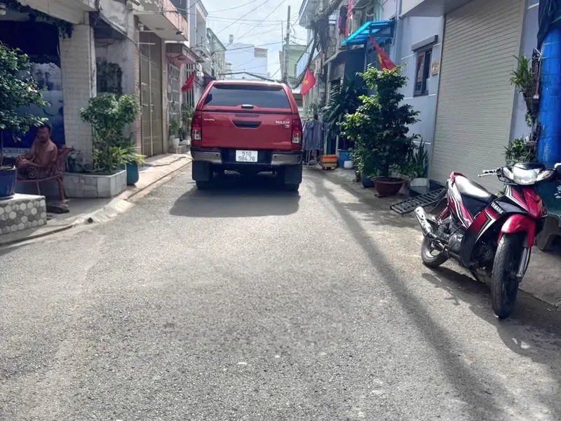 BÁ.N NHÀ ĐẸP SÁT TỈN.H LỘ 10 - KH.U TÊ.N LỬ.A - HẺM XE HƠI - 83M2 - NHỈNH 4$... Bán nhà riêng tại Tân Tạo, Hồ Chí Minh 01