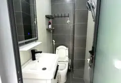 - Gồm 3 phòng ngủ, 3 WC, có ban công thoáng mát.
- 🚗 VF3 vào tới nhà, hẻm rộng rãi, sạch sẽ.
-... Bán nhà riêng tại An Hội Tây, Hồ Chí Minh 14