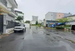 Nhà đẹp Nhà Bè, ngang 4.95m – 2 tầng, xe hơi đỗ cổng, sổ hồng riêng... Bán nhà riêng tại Nhà Bè, Hồ Chí Minh 01