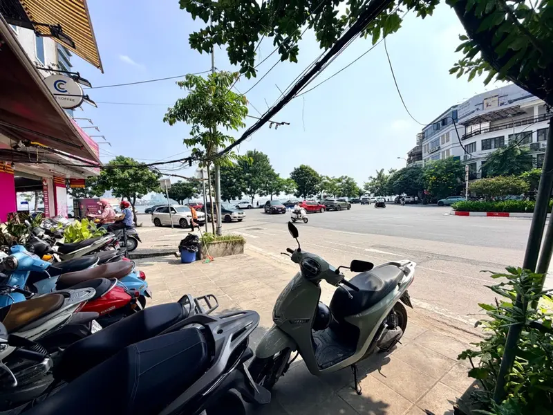 Bán nhà mặt phố quận Ba Đình, mặt tiền rộng 8m, 4 tầng có thang máy... Bán nhà mặt phố tại Tây Hồ, Hà Nội 01