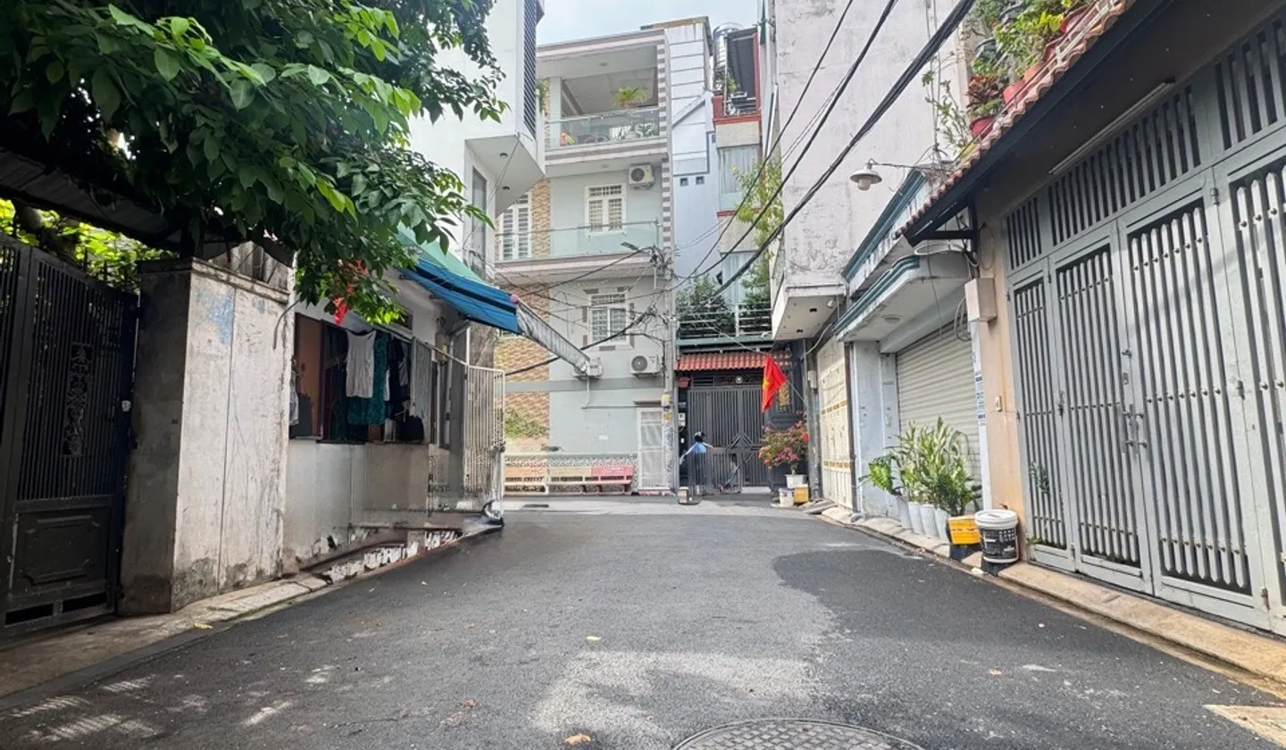 Bán nhà 2 tầng, 53m2, khu dân trí Tân Sơn Nhì, giá 5.8 tỷ... Bán nhà riêng tại Tân Sơn Nhì, Hồ Chí Minh 01