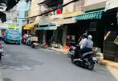 Nhà 2 tầng 24m2 gần Đội Cung, giá 3.97 tỷ, có 2 phòng ngủ... Bán nhà riêng tại Phú Thọ, Hồ Chí Minh 01