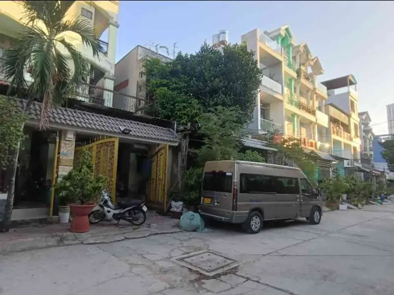 Cơ hội sở hữu biệt thự vip mặt tiền rộng ngay khu Tên Lửa - giá tốt hiếm có... Bán nhà riêng tại An Lạc, Hồ Chí Minh 01
