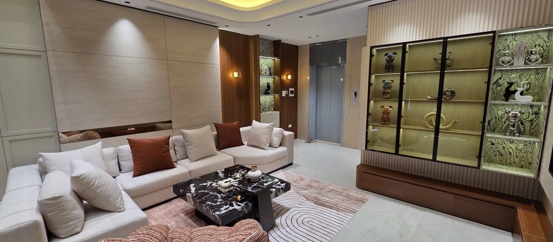 Nhà lô góc full nội thất sang xịn view hồ tại Ngọc Thụy... Bán nhà riêng tại Bồ Đề, Hà Nội 01