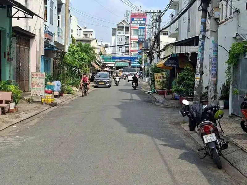 Nhà 2 Tầng Hẻm Xe Hơi Bình Tân 50m² Giá 3,9 Tỷ... Bán nhà riêng tại Bình Trị Đông, Hồ Chí Minh 01