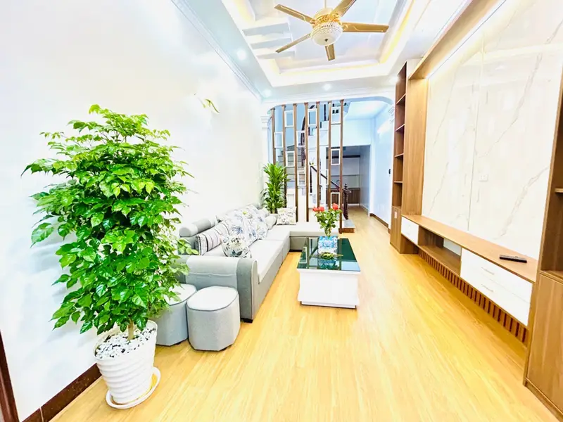 10.5 tỷ Cơ Hội Vàng Sở Hữu Nhà 5 Tầng Gần Phố Nam Dư Với Giá Tốt... Bán nhà riêng tại Hoàng Mai, Hà Nội 01
