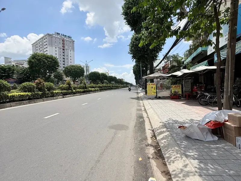 Bán nhà mặt phố tại phường Đông Hưng Thuận, Trường Chinh, mặt tiền 9,2m, 3 tầng, giá 18 tỷ... Bán nhà mặt phố tại Đông Hưng Thuận, Hồ Chí Minh 01