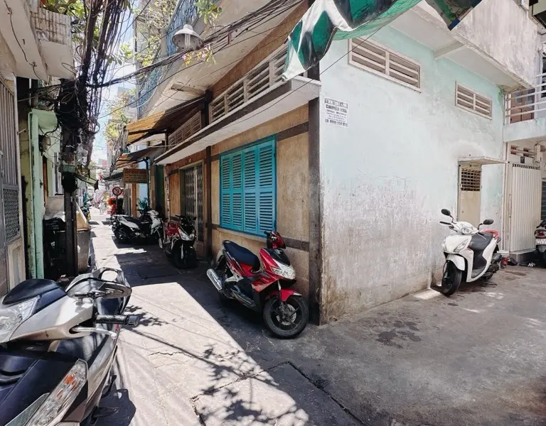 Nhà 3 tầng yên tĩnh gần chợ Hồ Thị Kỷ, quận 10... Bán owner_side tại Hòa Hưng, Hồ Chí Minh 01