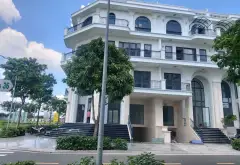 Căn góc 2 mặt tiền đắc địa tại Vạn Phúc City giá sốc... Bán nhà mặt phố tại Hiệp Bình, Hồ Chí Minh 11