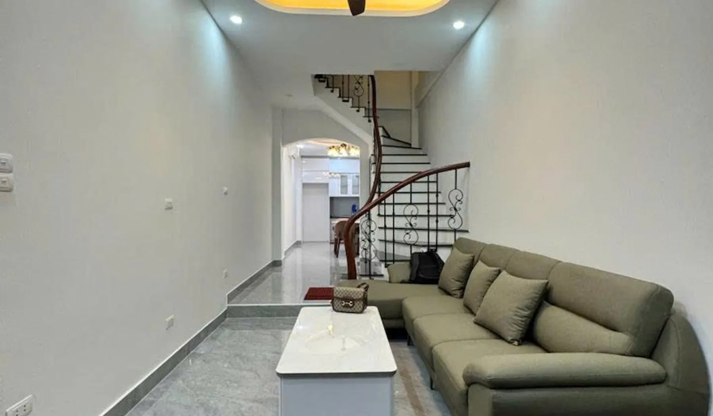 Nhà đẹp 5 tầng siêu hiếm tại Giảng Võ, giá sốc 8.9 tỷ... Bán nhà riêng tại Giảng Võ, Hà Nội 01