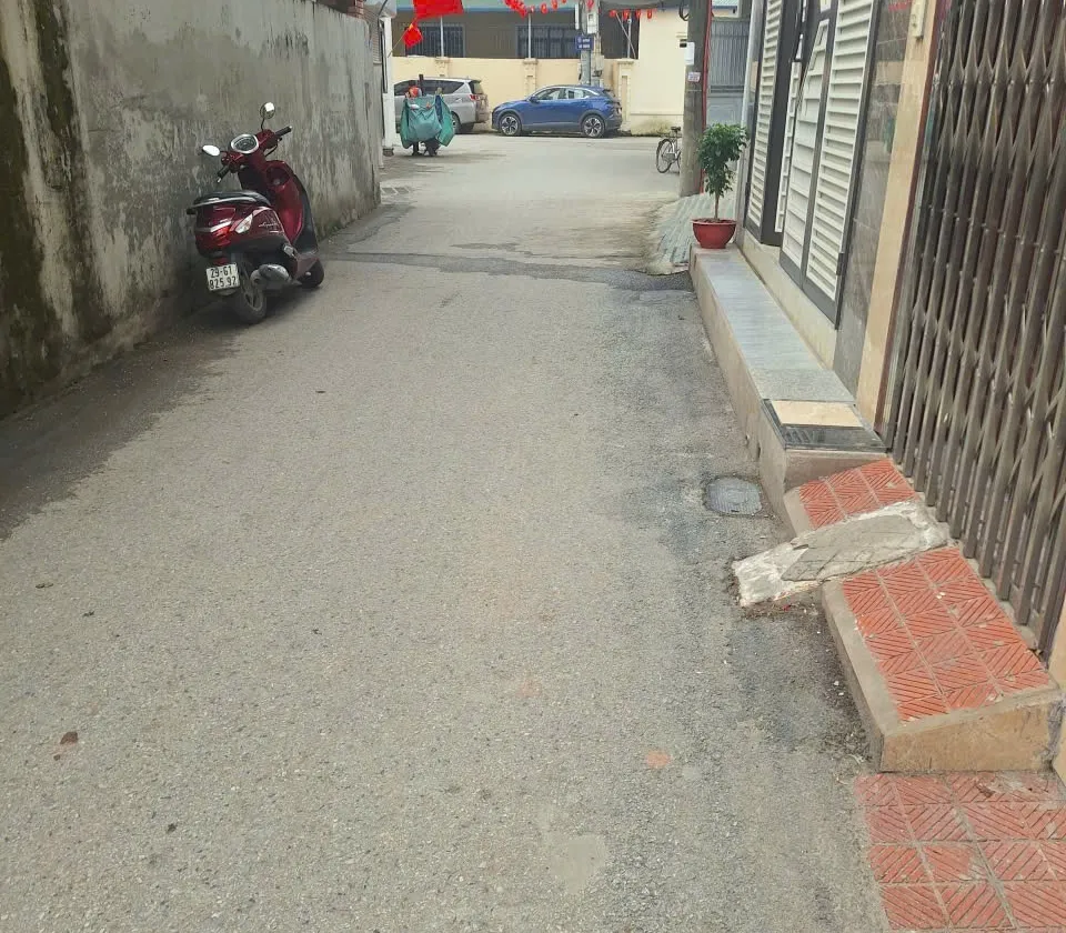 💥💥NHỈNH 5TY 46 -4 TẦNG NHÀ ĐẸP THANH TRÌ- NGÕ NÔNG OTO ĐÕ CỔNG -CÁCH BX NƯỚC NGẦM 15P -S.Ổ ĐẸP... Bán nhà riêng tại Nam Phù, Hà Nội 01
