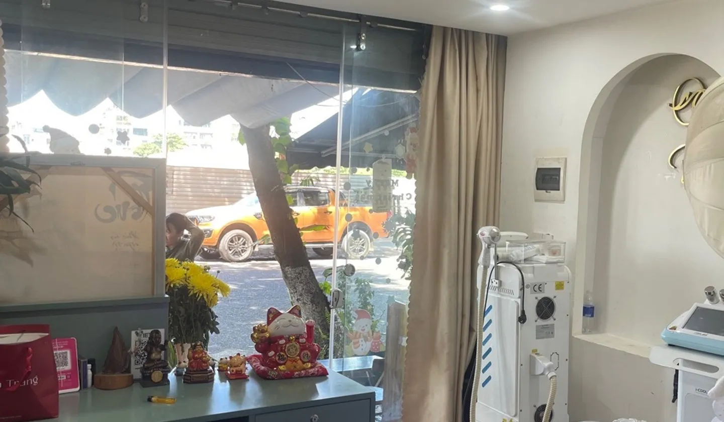 Bán nhà mặt phố trung tâm Hải Châu diện tích 94.4m², mặt tiền rộng 9.8m, pháp lý rõ ràng... Bán nhà mặt phố tại Hải Châu, Đà Nẵng 01
