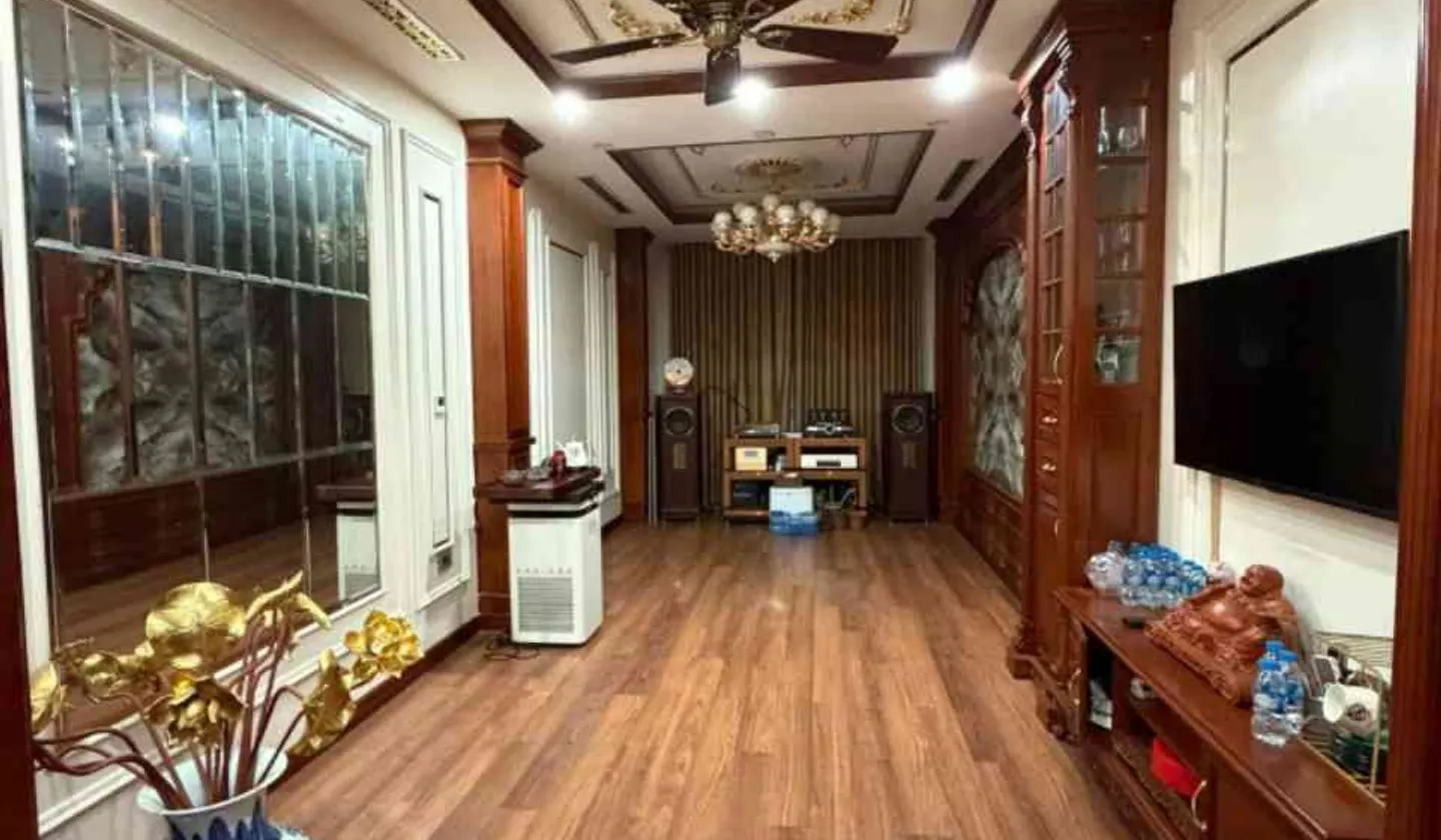 Nhà 6 tầng mặt phố Khâm Thiên trung tâm Đống Đa, kinh doanh thuận tiện... Bán nhà mặt phố tại Văn Miếu - Quốc Tử Giám, Hà Nội 01