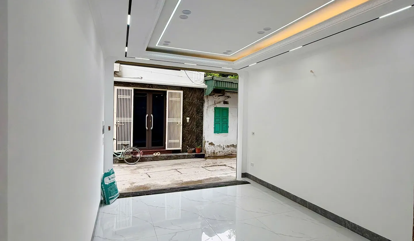54m 5 TẦNG THANG MÁY FULL NỘI THẤT - OTO ĐỖ CỬA vào nhà - Ở TRUNG TÂM THANH Trì... Bán nhà riêng tại Ngọc Hồi, Hà Nội 01