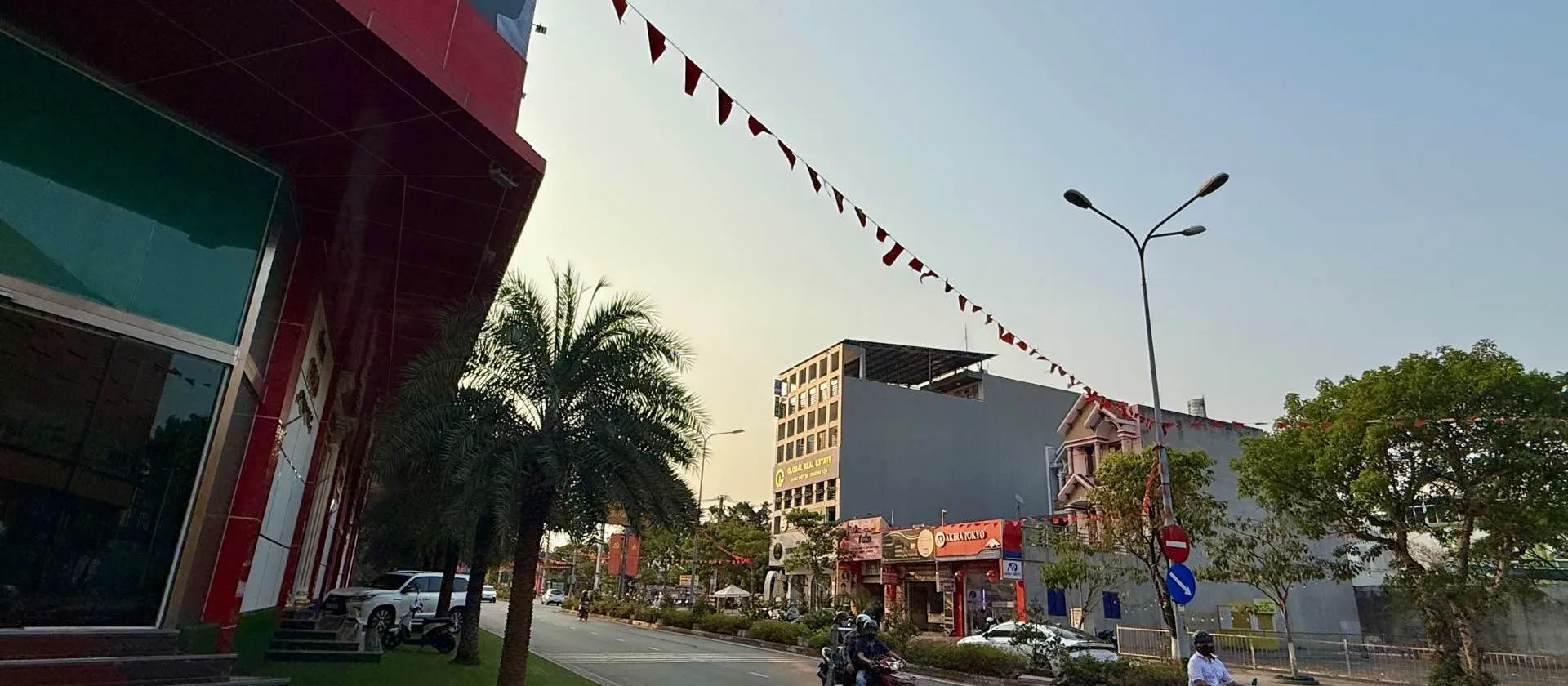 Bán đất 197.5 m2 hướng Đông Bắc tại Dĩ An giá 14.49 tỷ... Bán đất tại Dĩ An, Hồ Chí Minh 01