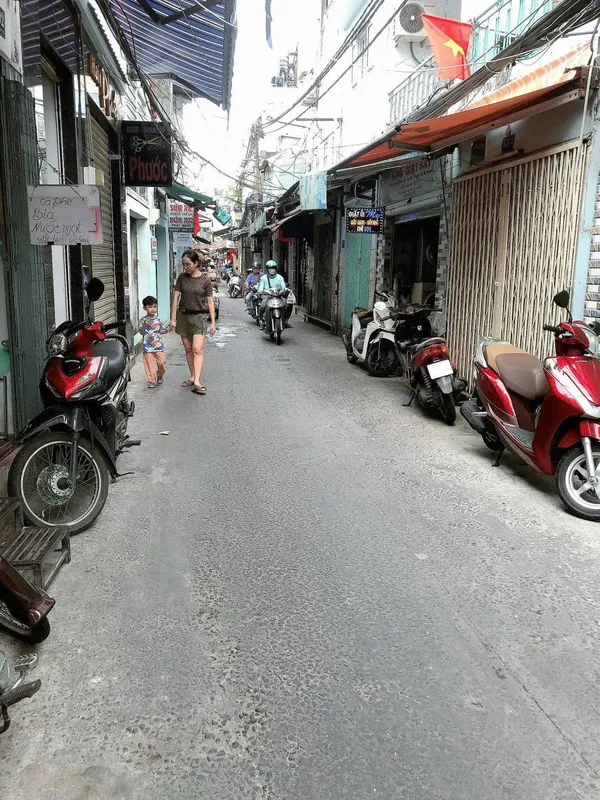 Mặt tiền Đoàn Văn Bơ - 3 Tầng - 2 tỷ nhỉnh - Sổ đẹp vuông vức... Bán nhà mặt phố tại Xóm Chiếu, Hồ Chí Minh 01