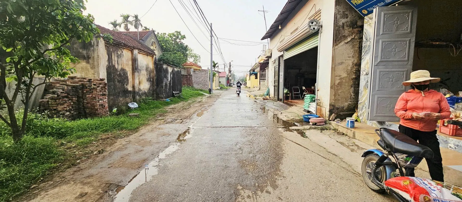 🌺ĐÓN ĐẦU DỰ ÁN CON ĐƯỜNG 1500TỶ - ĐƯỜNG THÔNG OTO VÀO ĐẤT - CÁCH ĐƯỜNG YÊN NINH 100M🌺
 Yên Ninh,... Bán đất tại Nội Bài, Hà Nội 01