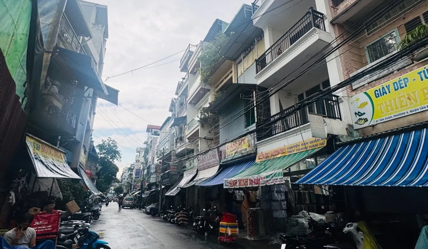 MẶT TIỀN CHỢ VẢI TÂN BÌNH — NHÀ MỚI 4 TẦNG — DÒNG TIỀN 125 TRIỆU/ THÁNG.... Bán nhà mặt phố tại Tân Hòa, Hồ Chí Minh 01