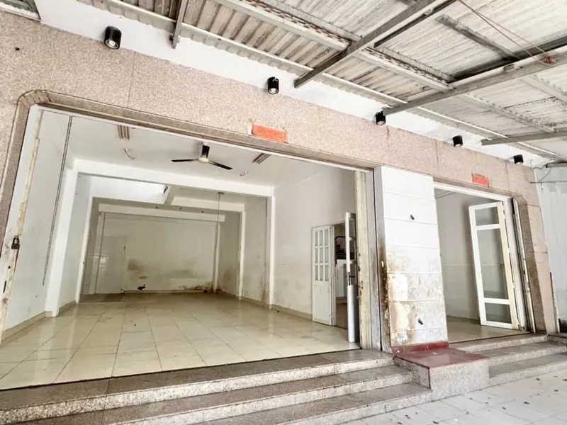 Nhà 3 tầng btct, hẻm ô tô quay đầu, dt đẹp 200m2, chỉ 15t nhỉnh nhẹ... Bán nhà riêng tại Bình Trị Đông, Hồ Chí Minh 01