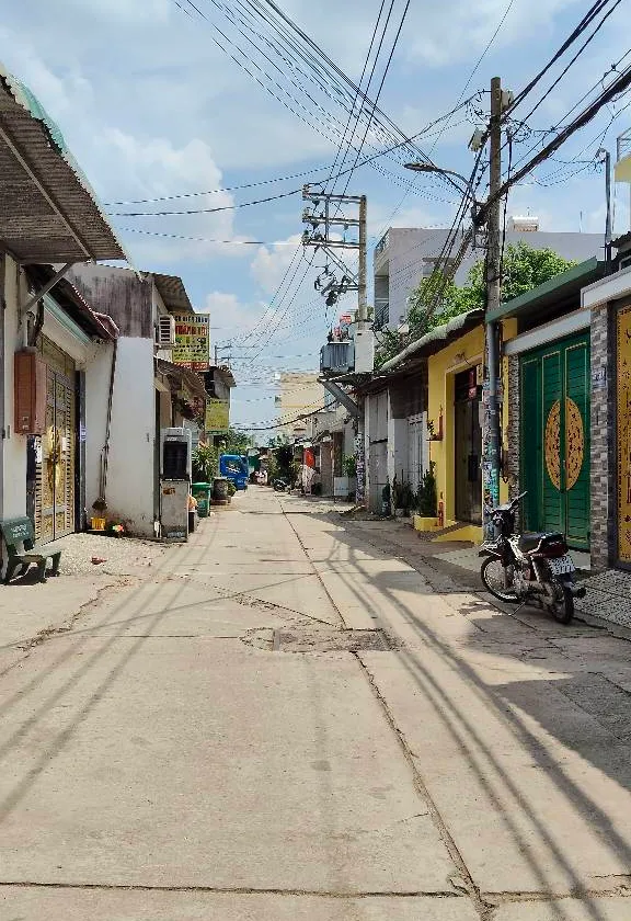 Ngôi Nhà Phố Đích Thực Giữa Lòng Bình Tân... Bán nhà riêng tại Bình Tân, Hồ Chí Minh 01