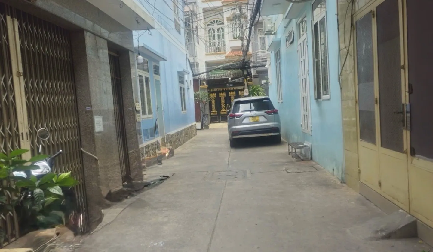 Cơ hội hiếm có sở hữu nhà riêng khu VIP Quận 10 hẻm xe hơi tránh... Bán nhà riêng tại Diên Hồng, Hồ Chí Minh 01