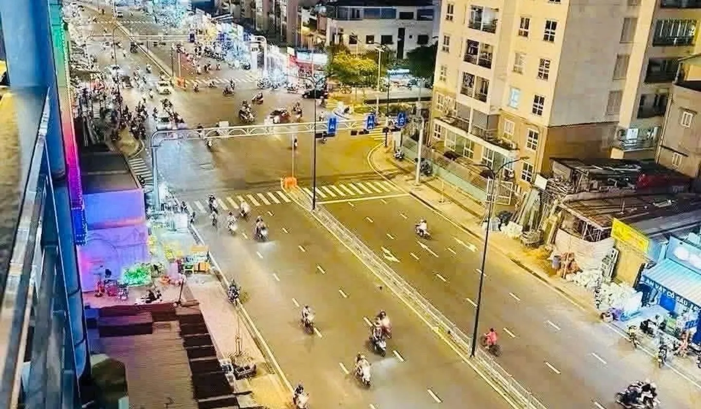 MẶT TIỀN DƯƠNG QUẢNG HÀM - 60M - 5 LẦU ĐANG CHO NHA KHOA THUÊ 40TR/THÁNG 16,8 TỶ... Bán nhà mặt phố tại An Nhơn, Hồ Chí Minh 01