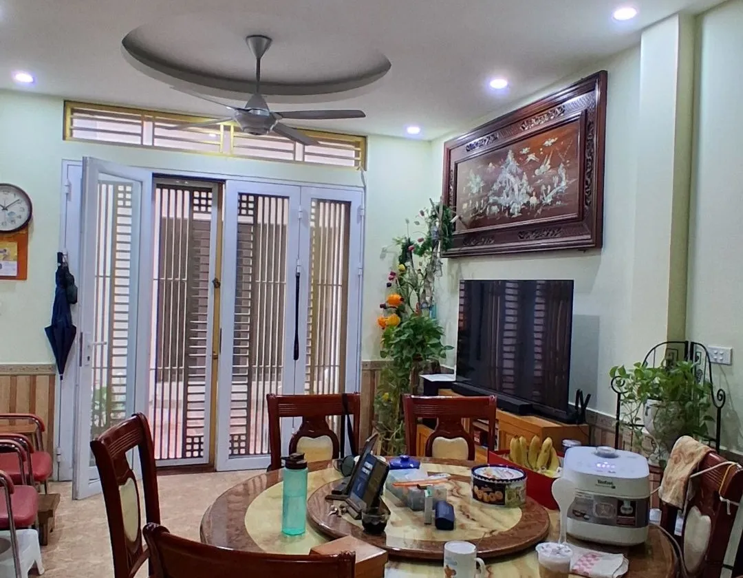 Bám nhà riêng phố Thụy Khuê - sổ 38.8m2, 4 tầng khung cột chắc chắn - 20m ra Hồ Tây- gần trường học... Bán nhà riêng tại Tây Hồ, Hà Nội 01