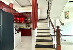 Mặt tiền 8.1m. LÊ VĂN QUỚI

88M2. NHĨNH 7TY NHỎ XÍU
Oto ngủ trong nhà... Bán nhà riêng tại Bình Trị Đông, Hồ Chí Minh 05