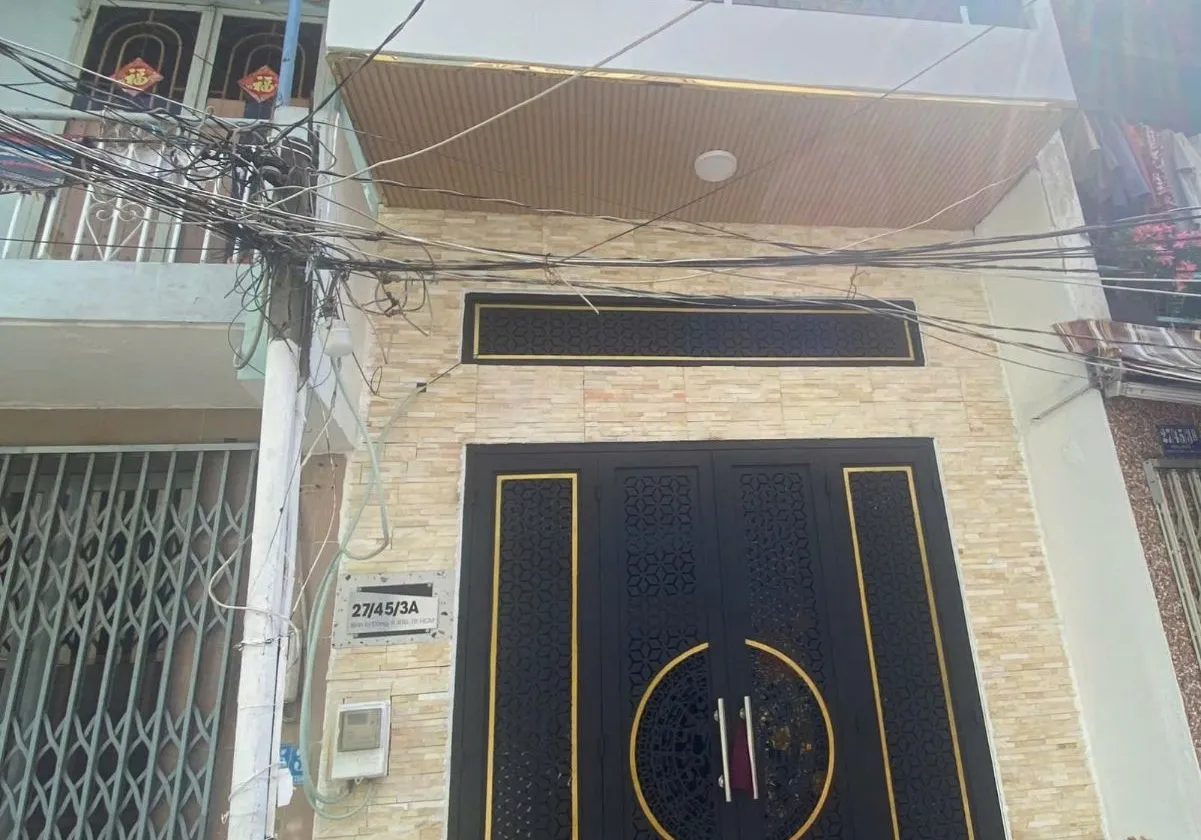 Nhà 3 tầng xinh xắn hẻm xe hơi gần chợ Bình Trị Đông, giá tốt!... Bán nhà riêng tại Bình Trị Đông, Hồ Chí Minh 01